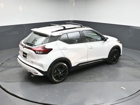 Used 2021 Nissan Kicks SR w/ SR Premium Package image 38