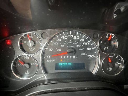 Used 2017 GMC Savana 3500 RWD image 12