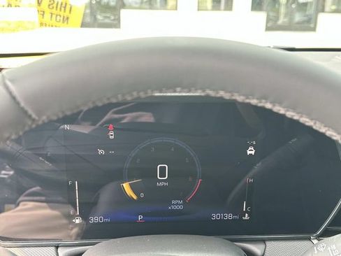 Certified 2024 Chevrolet TrailBlazer LT w/ LT Cold Weather Package FWD image 10