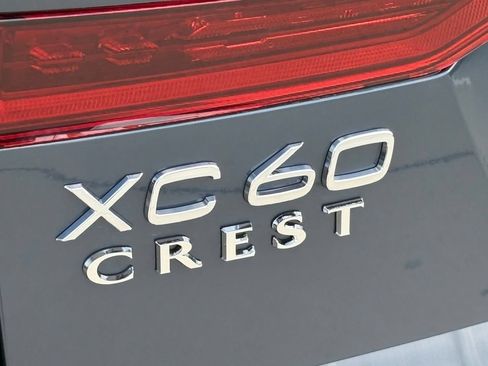 New 2026 Volvo XC60 B5 Plus w/ Protection Package Premier AWD/4WD image 7