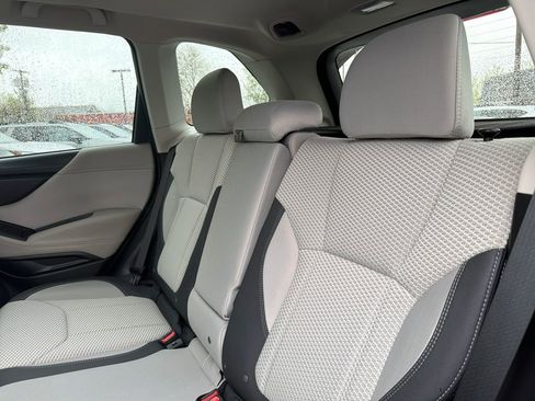 Used 2020 Subaru Forester Premium AWD/4WD image 24