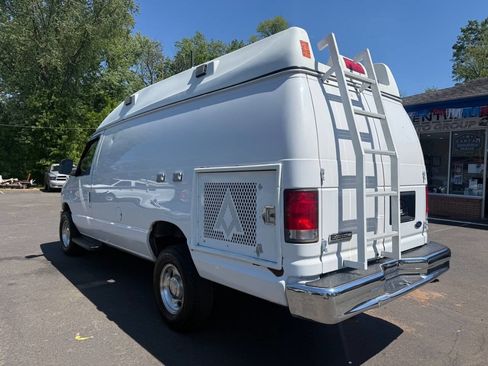 Used 2014 Ford E-350 and Econoline 350 Extended Super Duty w/ Premium Van Group RWD image 7