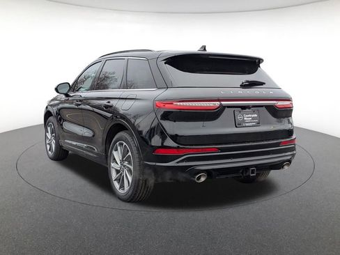 Used 2025 Lincoln Corsair Grand Touring w/ Towing Package AWD/4WD image 7