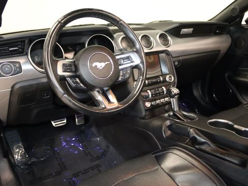 Used 2019 Ford Mustang Premium RWD image 40