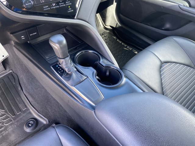 Used 2018 Toyota Camry SE FWD image 24
