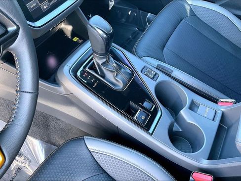 Used 2024 Subaru Crosstrek 2.5i Wilderness w/ Wilderness Package image 20