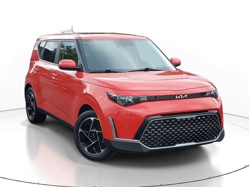 Certified 2024 Kia Soul EX FWD image 1