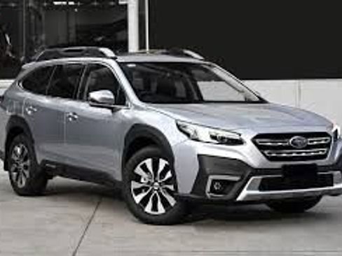 Used 2025 Subaru Outback Touring XT w/ Popular Package #2 image 11