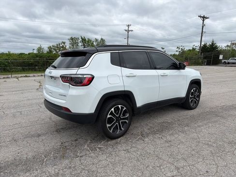 Used 2024 Jeep Compass Limited AWD/4WD image 5