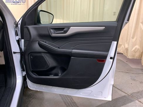 Used 2022 Ford Escape SE w/ Convenience Package image 10