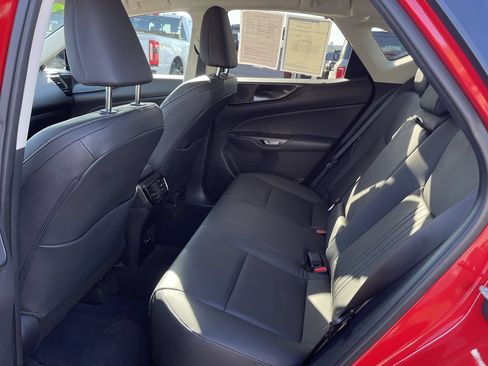 Used 2024 Lexus NX 250 FWD image 18