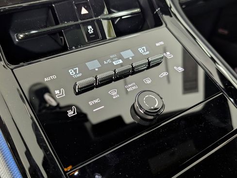 New 2026 Porsche Panamera 4 image 36