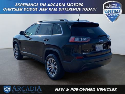 Used 2019 Jeep Cherokee Latitude Plus w/ Cold Weather Group image 3