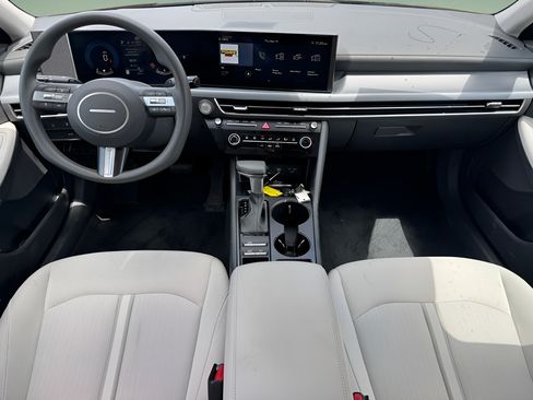 Certified 2025 Hyundai Sonata SE FWD image 19