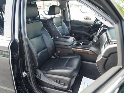 Used 2019 Chevrolet Suburban LT AWD/4WD image 13