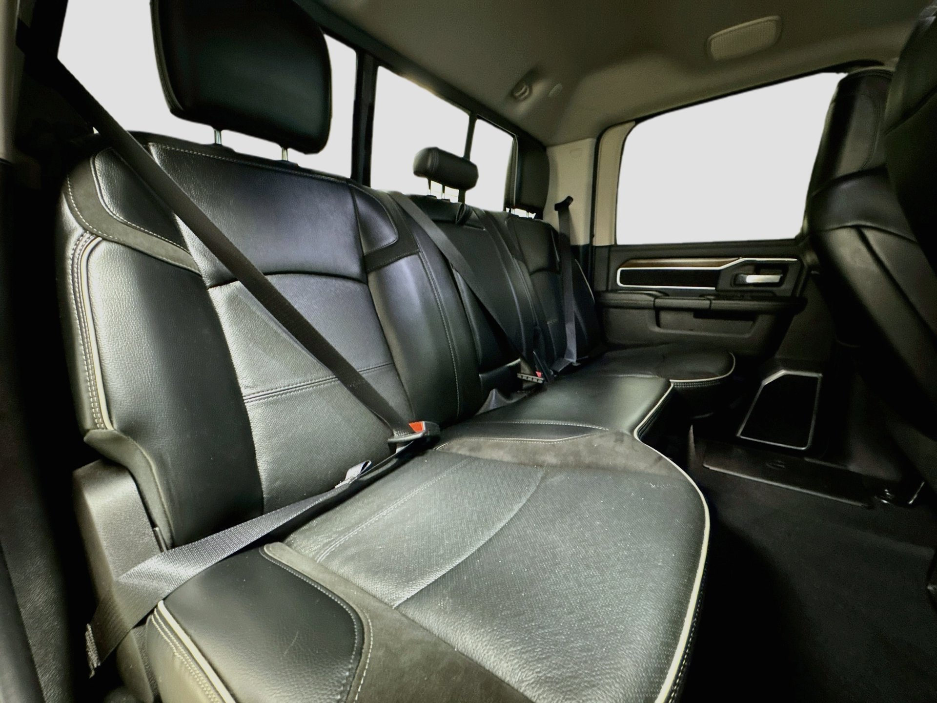 Used 2024 RAM 2500 Laramie AWD/4WD image 28