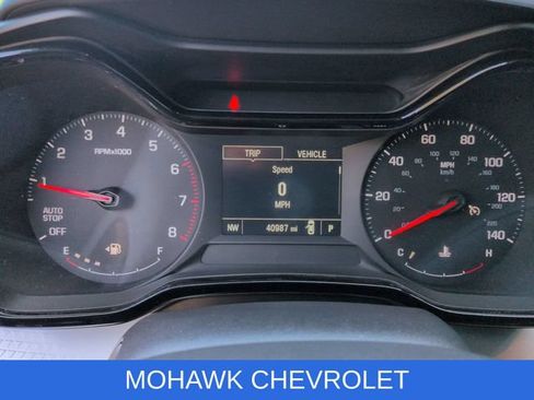 Used 2024 Chevrolet Trax LS w/ LS Convenience Package FWD image 12
