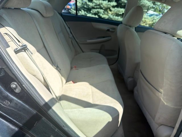 Used 2013 Toyota Corolla LE FWD image 23