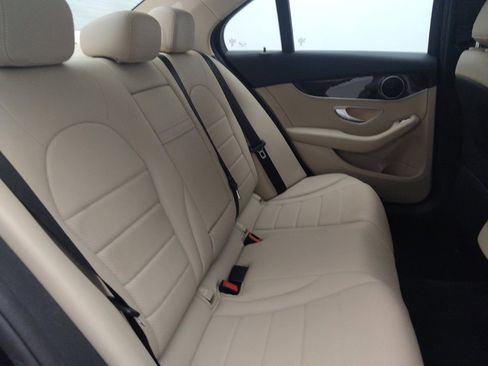 Used 2018 Mercedes-Benz C 300 Sedan w/ Premium Package image 19