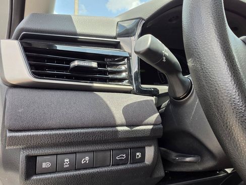Used 2025 Toyota Camry LE FWD image 16
