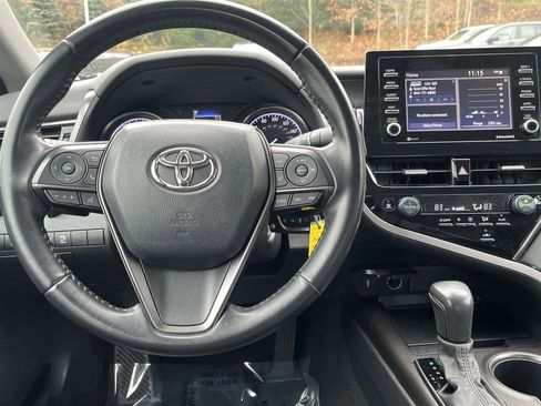Used 2023 Toyota Camry SE image 18