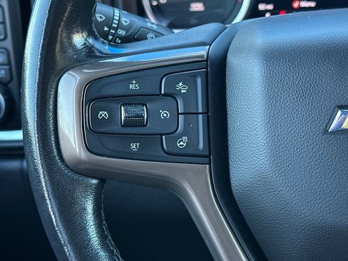 Used 2022 Chevrolet Silverado 1500 High Country w/ LPO, Dark Essentials Package image 32