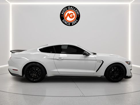 Used 2017 Ford Mustang Shelby GT350 w/ Electronics Package RWD image 2