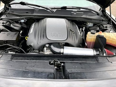 Used 2021 Dodge Challenger R/T image 9