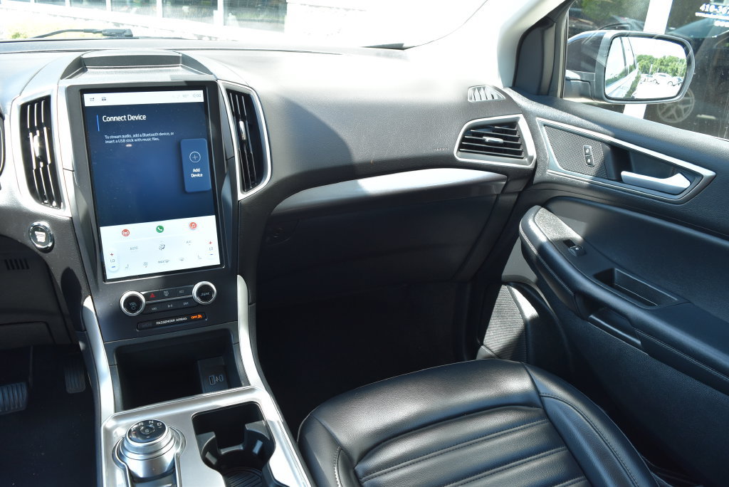 Used 2024 Ford Edge SEL AWD/4WD image 13