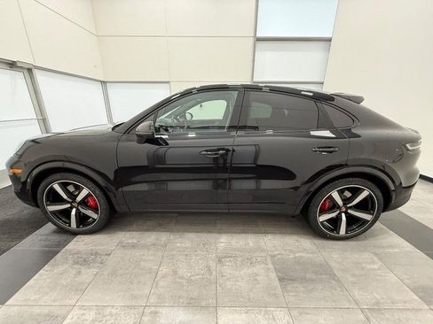 New 2026 Porsche Cayenne S image 2