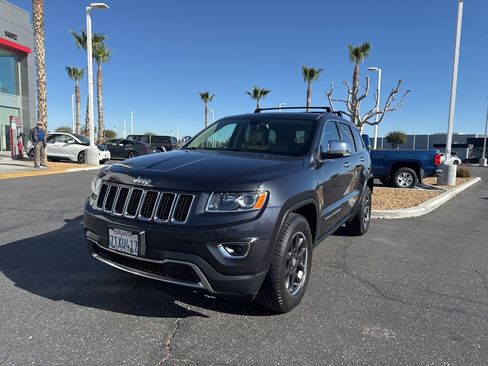Used 2016 Jeep Grand Cherokee Limited w/ Trailer Tow Group IV image 2