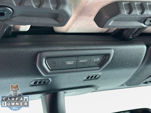 Used 2023 Jeep Wrangler Unlimited Sahara w/ Cold Weather Group AWD/4WD image 34