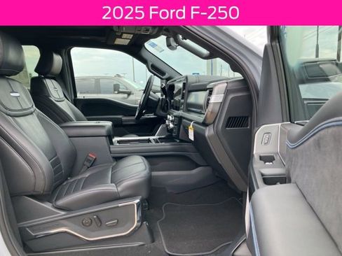New 2025 Ford F250 Platinum AWD/4WD image 12