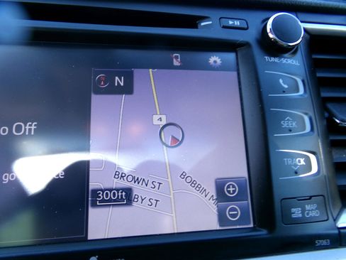 Used 2015 Toyota Highlander XLE image 16