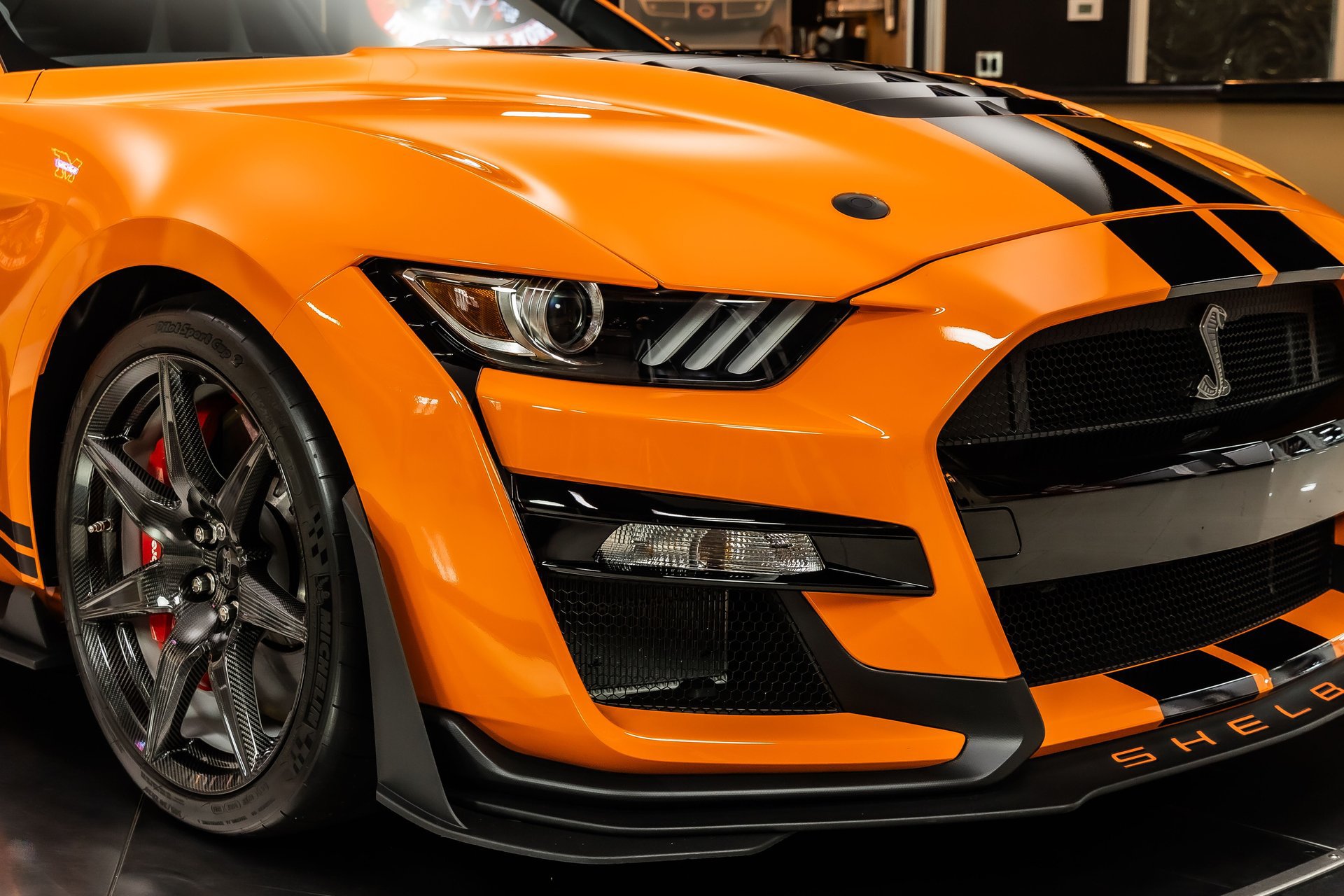 Used 2021 Ford Mustang Shelby GT500 w/ Carbon Fiber Track Pack RWD image 21