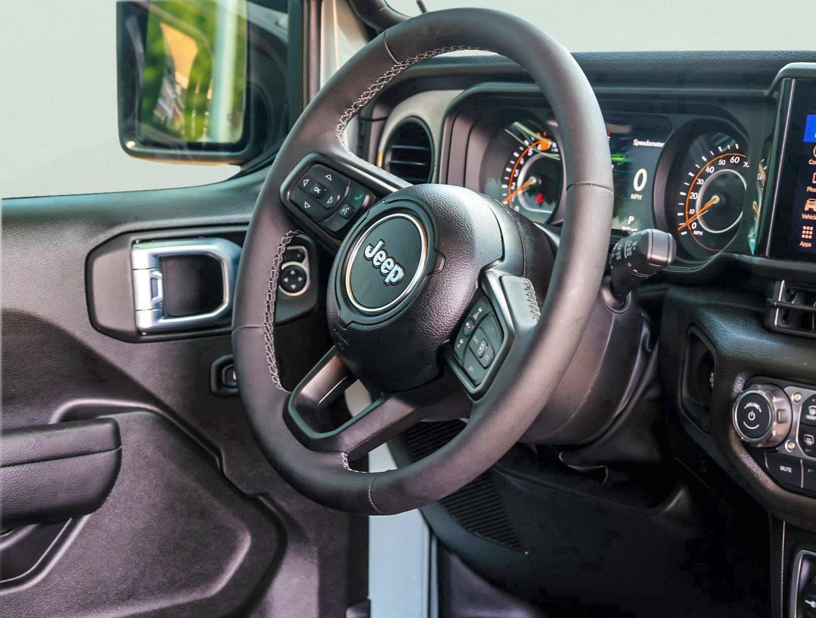 Used 2026 Jeep Wrangler Unlimited Sport AWD/4WD image 11
