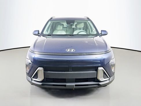 Used 2024 Hyundai Kona SEL AWD/4WD image 2