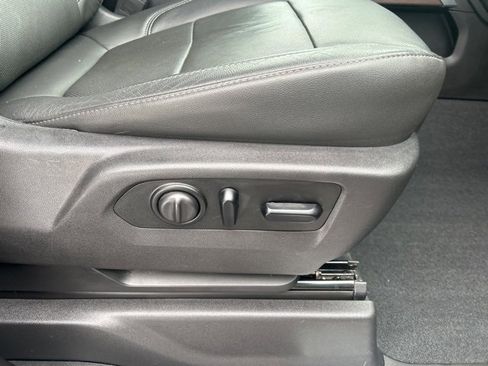 Used 2019 GMC Sierra 1500 SLT w/ SLT Premium Package image 9