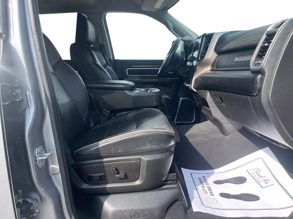 Used 2024 RAM 2500 Laramie AWD/4WD image 23