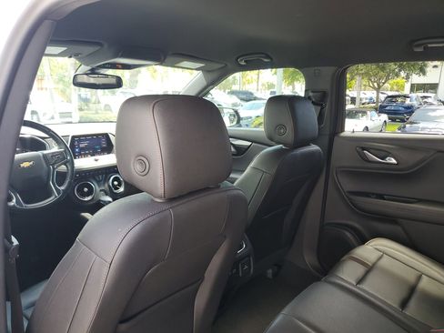 Used 2022 Chevrolet Blazer Premier FWD image 12