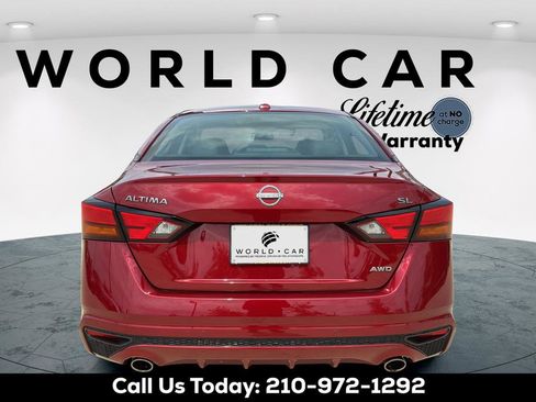 Used 2025 Nissan Altima 2.5 SL AWD/4WD image 14