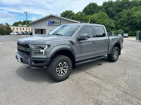 Used 2018 Ford F150 Raptor w/ Equipment Group 802A Luxury AWD/4WD image 1