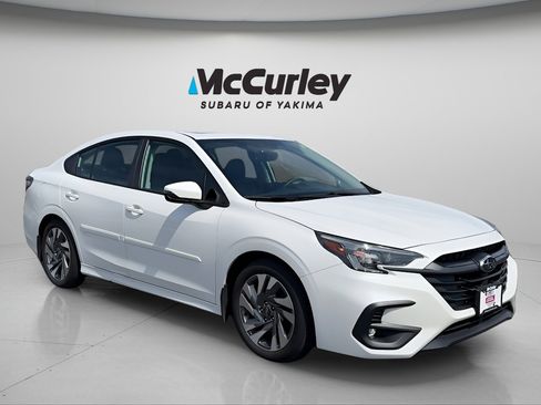 Certified 2025 Subaru Legacy Limited AWD/4WD image 8