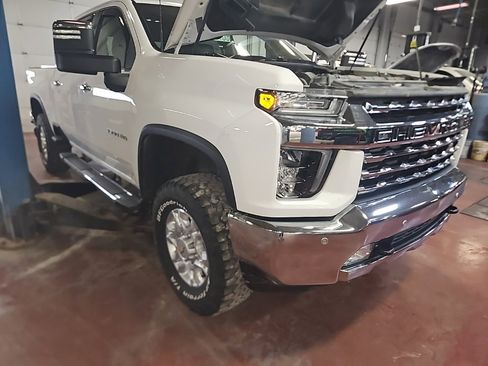 Used 2022 Chevrolet Silverado 3500 LTZ w/ LTZ Plus Package image 1
