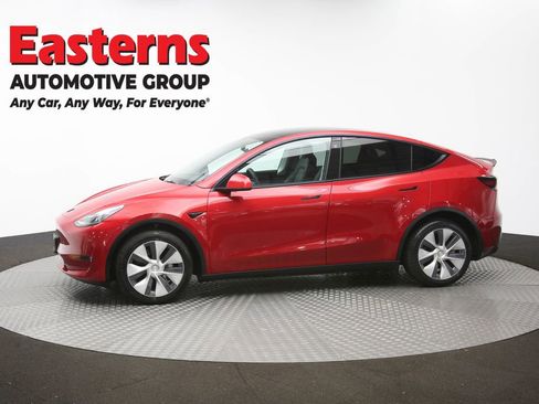 Used 2022 Tesla Model Y Long Range image 53