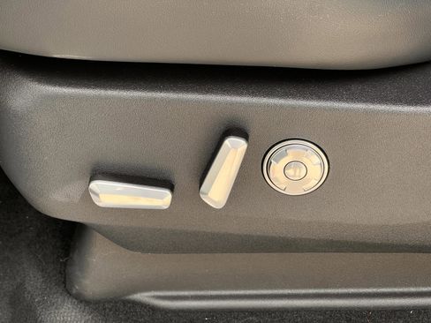 New 2025 Lincoln Navigator Black Label image 23