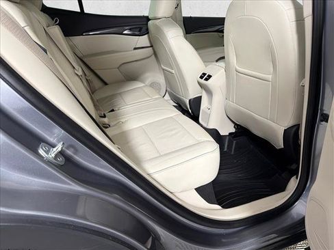 Used 2021 Buick Envision Essence FWD image 15
