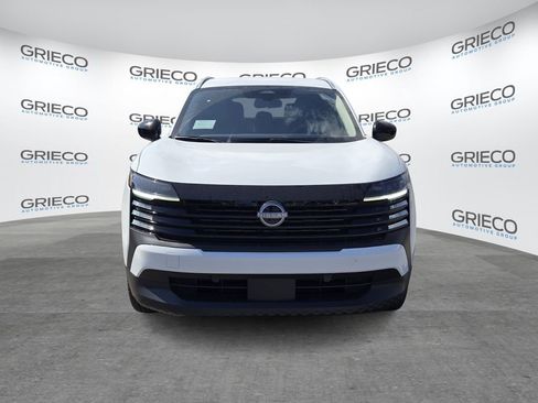 New 2026 Nissan Kicks SV image 2