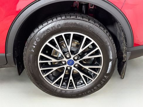 Used 2022 Ford Escape SE image 29