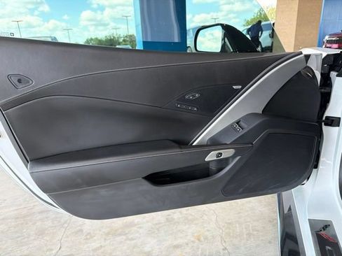 Used 2017 Chevrolet Corvette Grand Sport RWD image 11